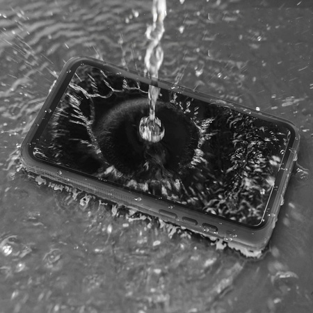 IP68 Waterproof Case + Strap for iPhone 14 Pro (Black)