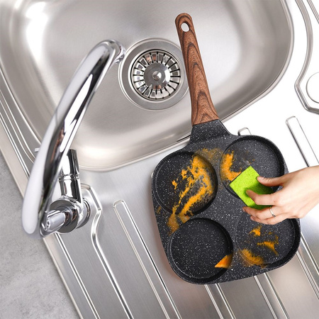 Egg Pan Granite 4 Holes BLACK&WOOD 19x19 cm