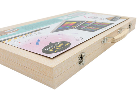 Painting set wooden case 180 el.