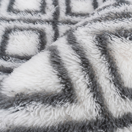 Dywan do salonu shaggy DECOR antypoślizgowy miękki puszysty modny 200x300 White Cube