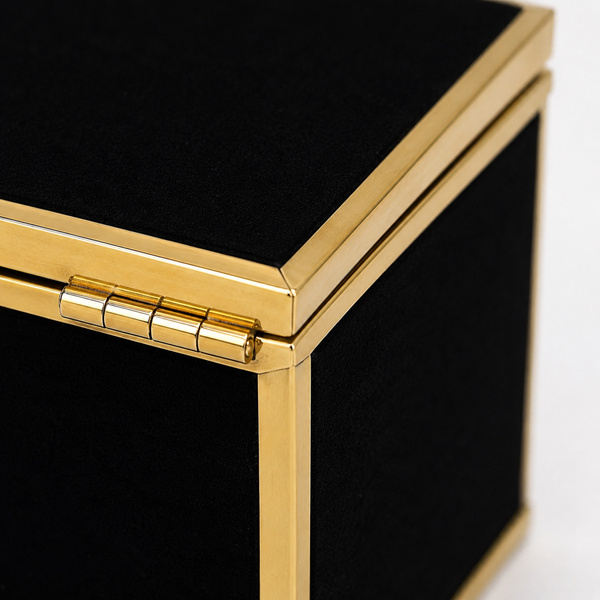 Szkatułka na biżuterię 18x13x7 cm organizer pudełko dekoracyjna pojemna welurowa czarna