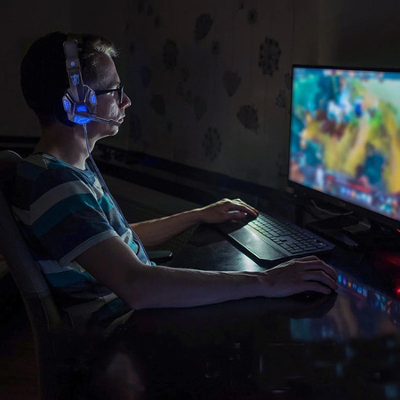 Słuchawki dla GRACZY gamingowe do komputera usb z mikrofon pilot led 830MV, czerwone