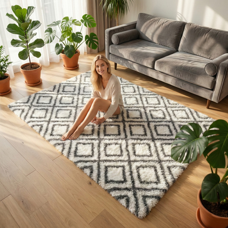 Dywan do salonu shaggy DECOR antypoślizgowy miękki puszysty modny 200x300 White Cube