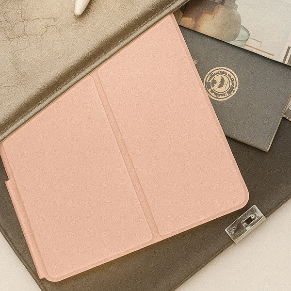 Etui Smart Case do Lenovo Tab Plus, złote - ochronne z podstawką
