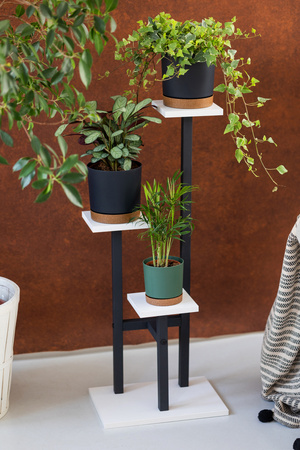 Kwietnik PEAK stojący metalowy stojak na kwiaty rośliny regał 83,5cm, biały