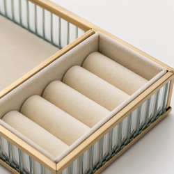 Szklana szkatułka na biżuterię 26x13x4cm 4A Beige