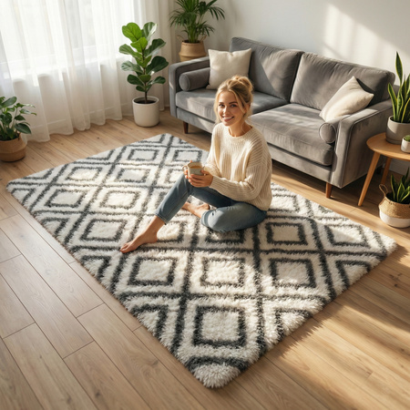 Dywan do salonu shaggy DECOR antypoślizgowy miękki puszysty modny 200x300 White Cube