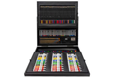 Paint drawing set in a wooden case 174 el.
