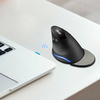 Myszka pionowa ergonomiczna do komputera bezprzewodowa Zelotes F17 2400DPI